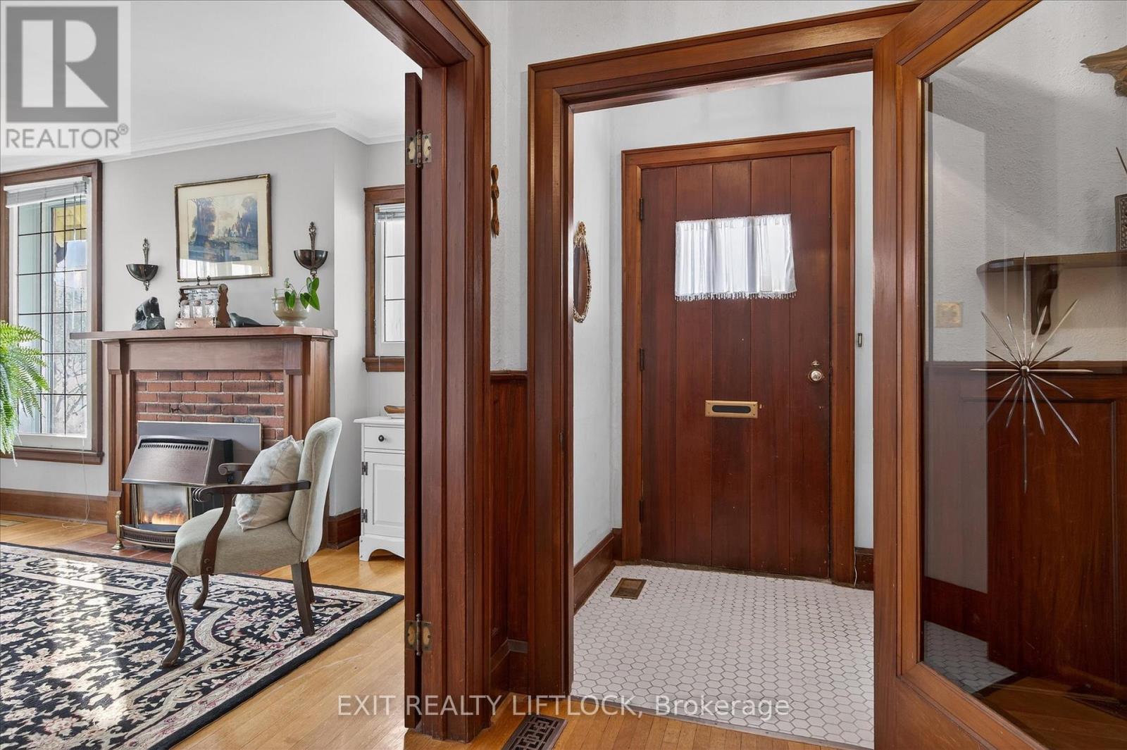 1514 Monaghan Road, Peterborough, Ontario  K9J 5N4 - Photo 5 - X12725606