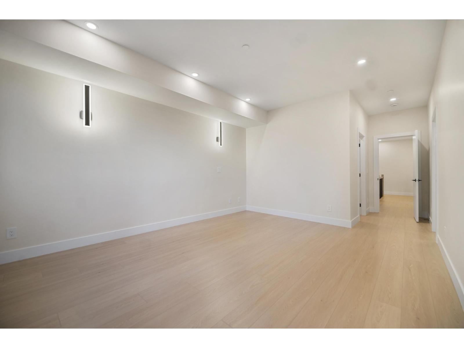 14206 North Bluff Road, White Rock, British Columbia  V4B 3C4 - Photo 22 - R3057701