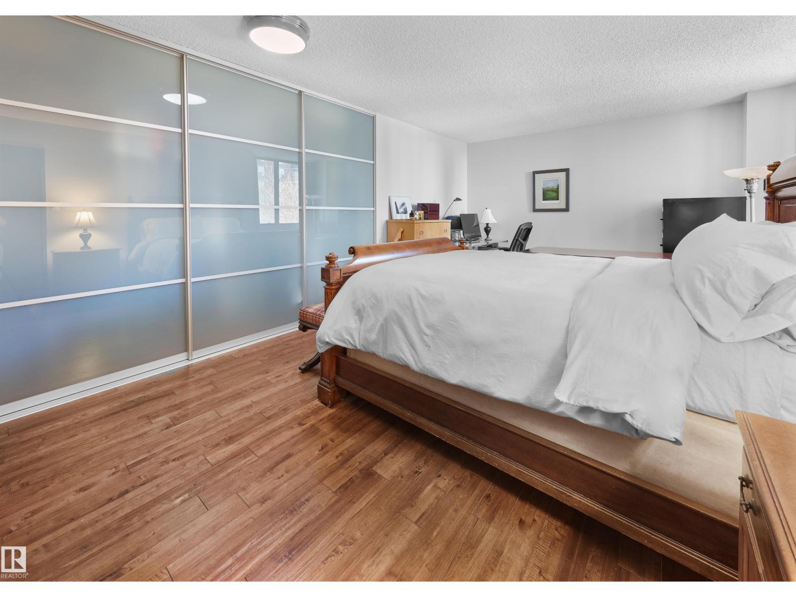 #304 9921 104 St Nw, Edmonton, Alberta  T5K 2K3 - Photo 12 - E4470909