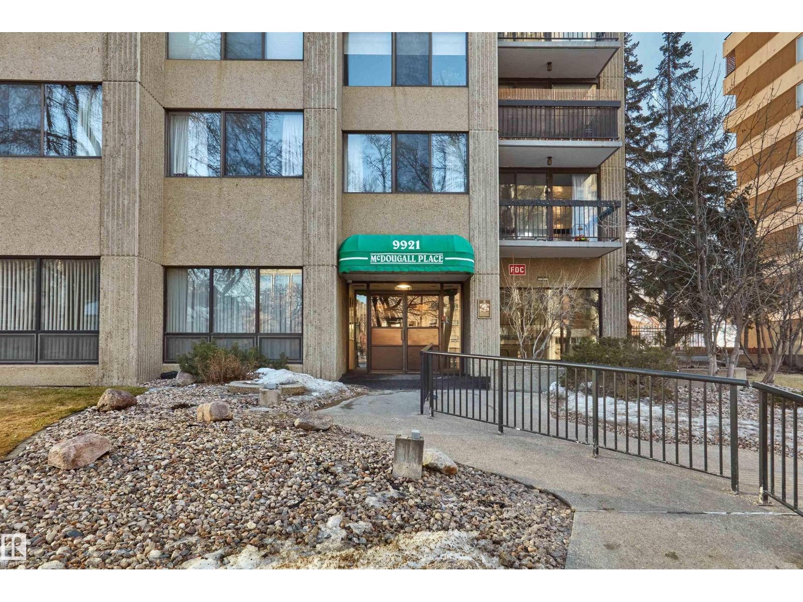 #304 9921 104 St Nw, Edmonton, Alberta  T5K 2K3 - Photo 23 - E4470909