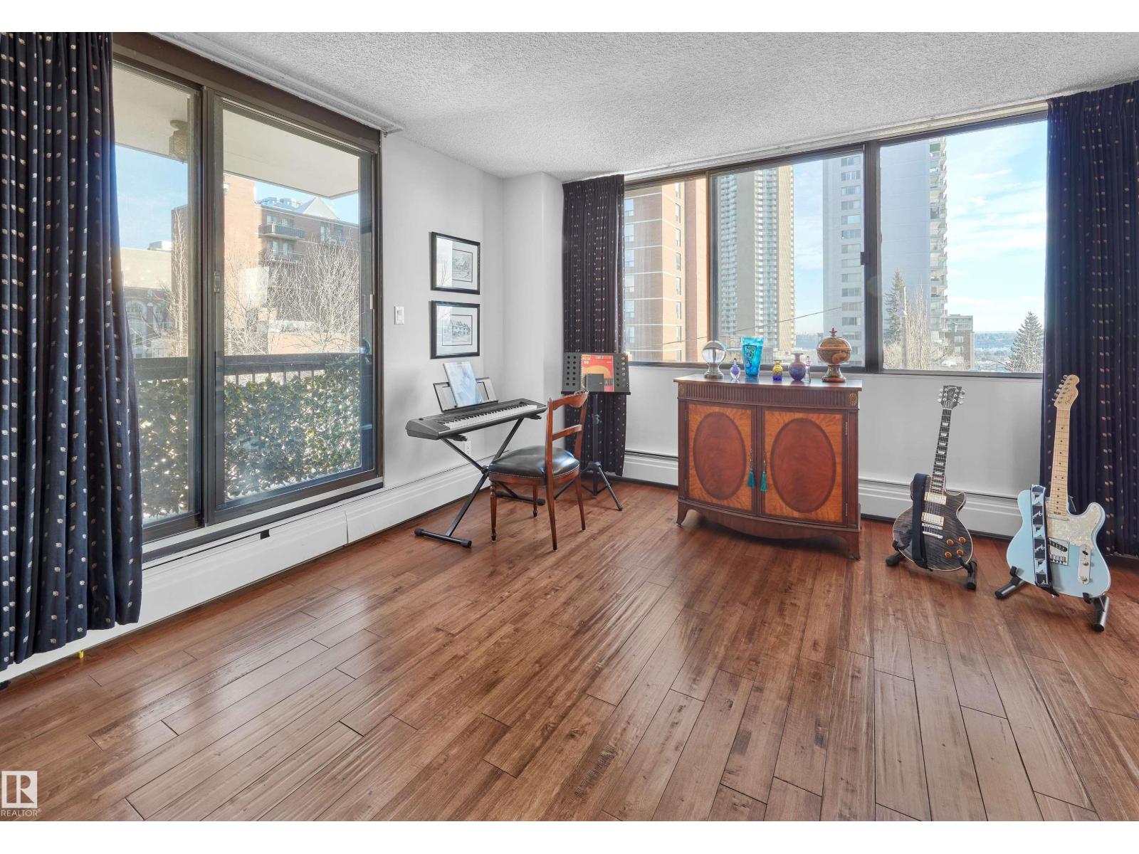 #304 9921 104 St Nw, Edmonton, Alberta  T5K 2K3 - Photo 5 - E4470909