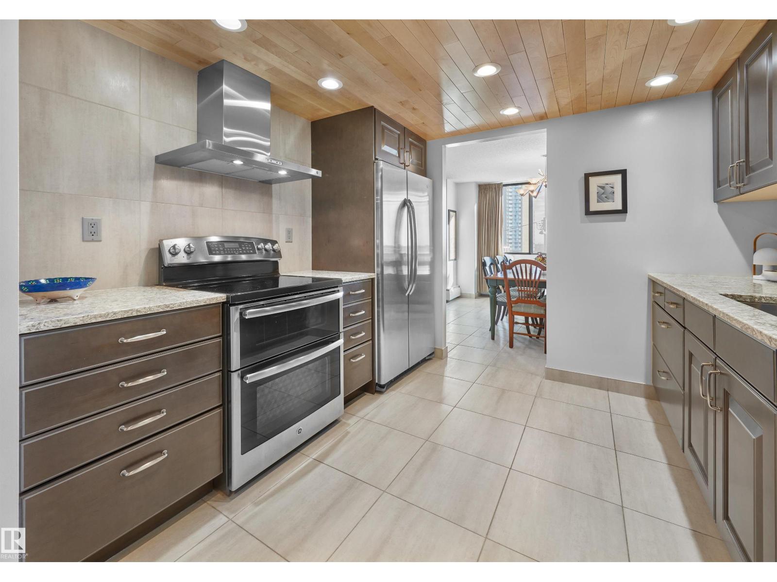 #304 9921 104 St Nw, Edmonton, Alberta  T5K 2K3 - Photo 8 - E4470909