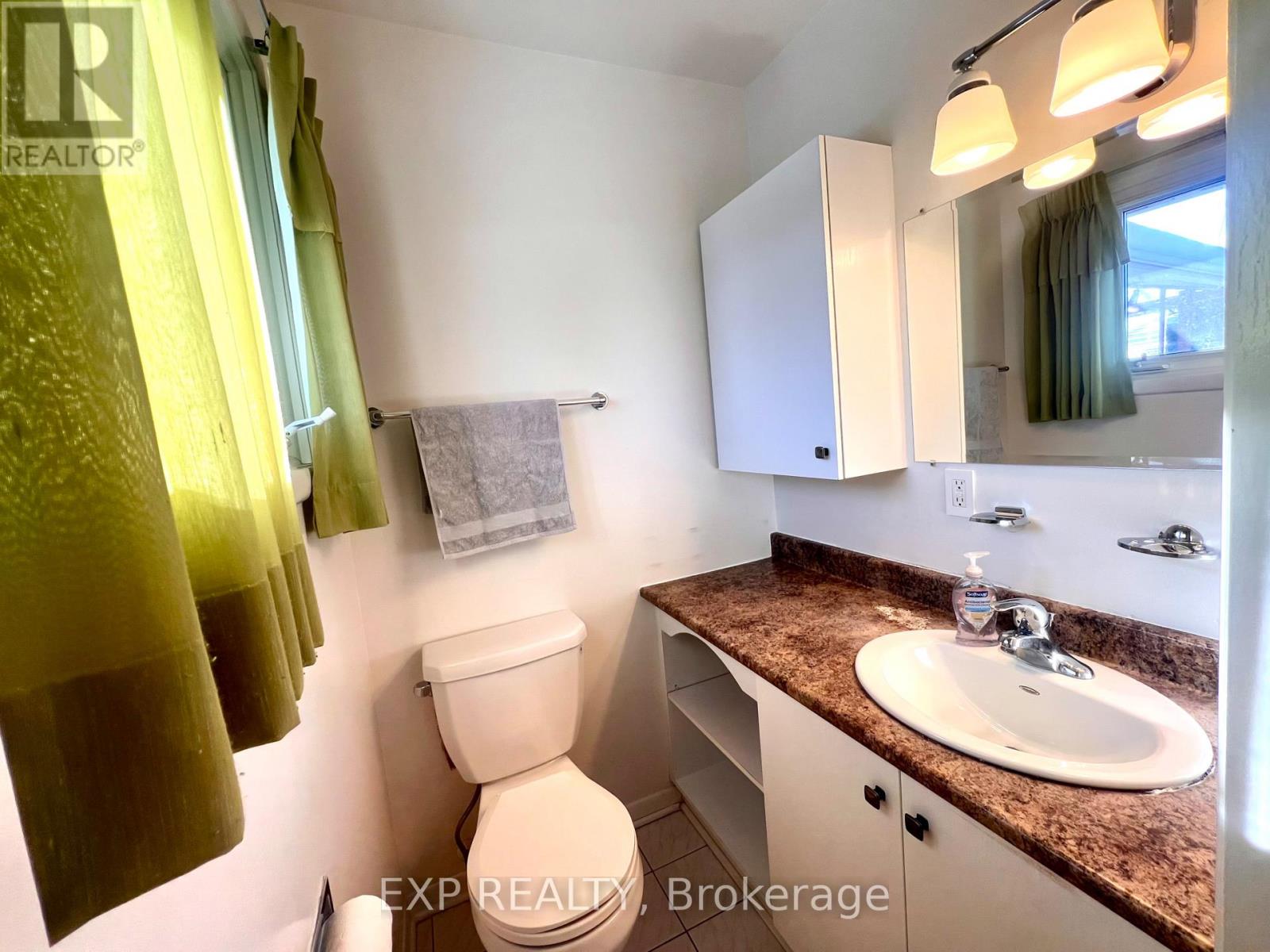 20 Wallford Way, Ottawa, Ontario  K2E 6B4 - Photo 22 - X12725562