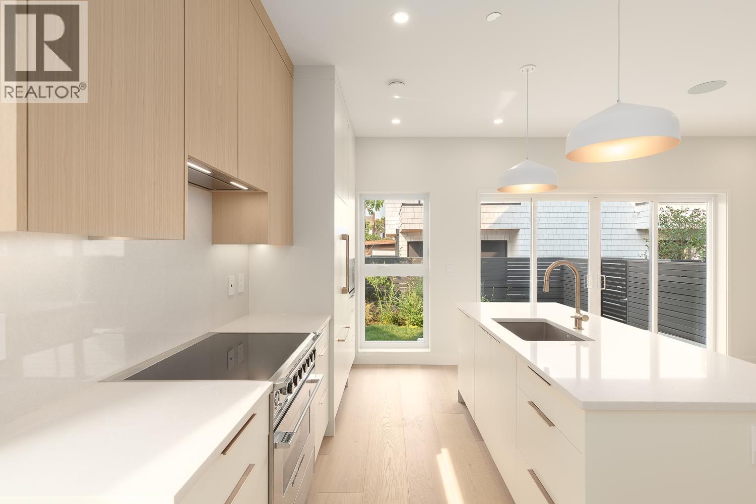 5407 Wales Street, Vancouver, British Columbia V5R 3M9 - Photo 5 - R3082663