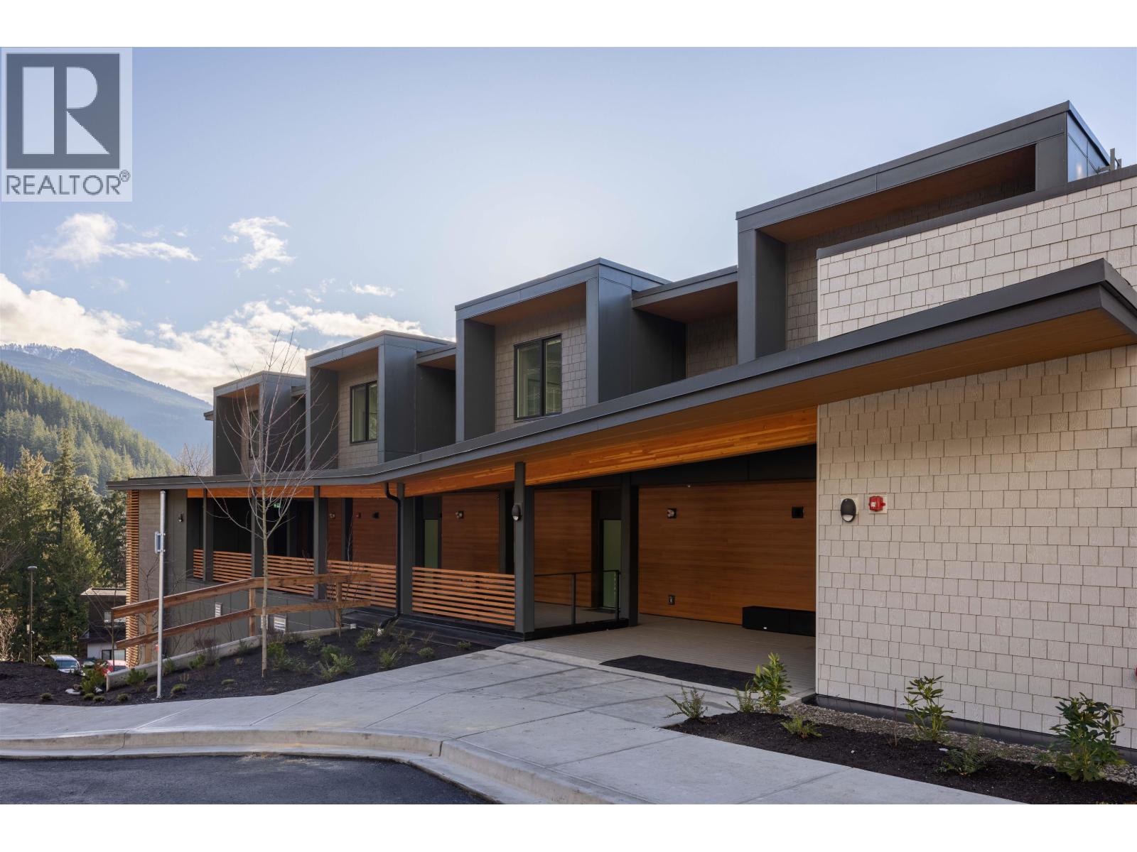 101 3405 Mamquam Road, Squamish, British Columbia  V8B 1E4 - Photo 6 - R3082666