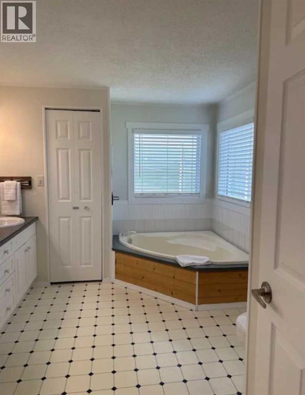 24053b Rr260, Rural Cardston County, Alberta  T0K 0Y0 - Photo 14 - A2281377