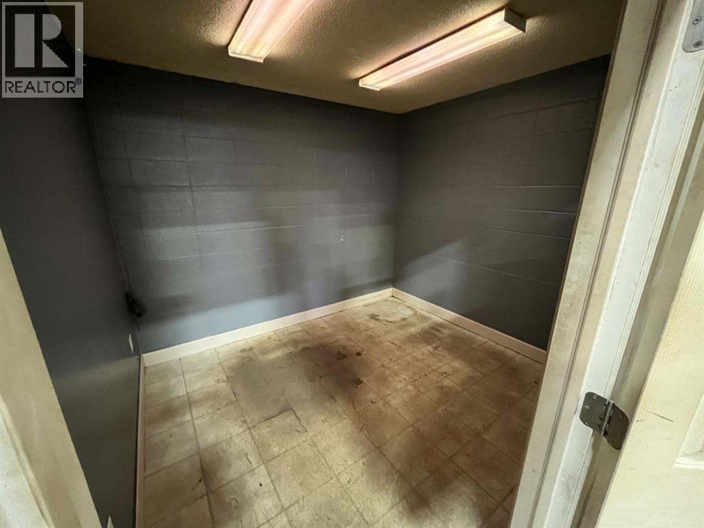 11442 96 Avenue, Grande Prairie, Alberta  T8V 5M4 - Photo 6 - A2272371