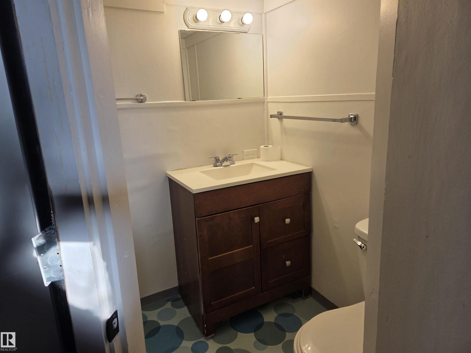 13023 Sherbrooke Av Nw, Edmonton, Alberta  T5L 4E6 - Photo 29 - E4470888