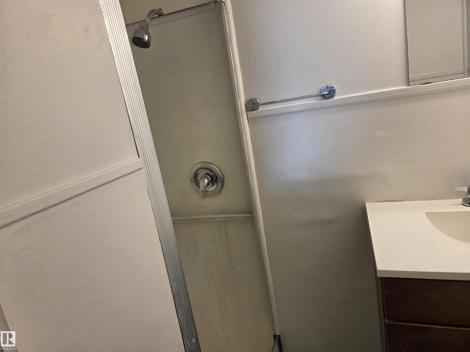 13023 Sherbrooke Av Nw, Edmonton, Alberta  T5L 4E6 - Photo 30 - E4470888