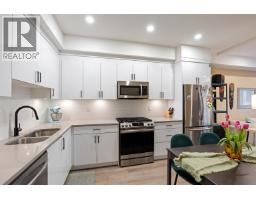 213 37808 THIRD AVENUE, Squamish, British Columbia