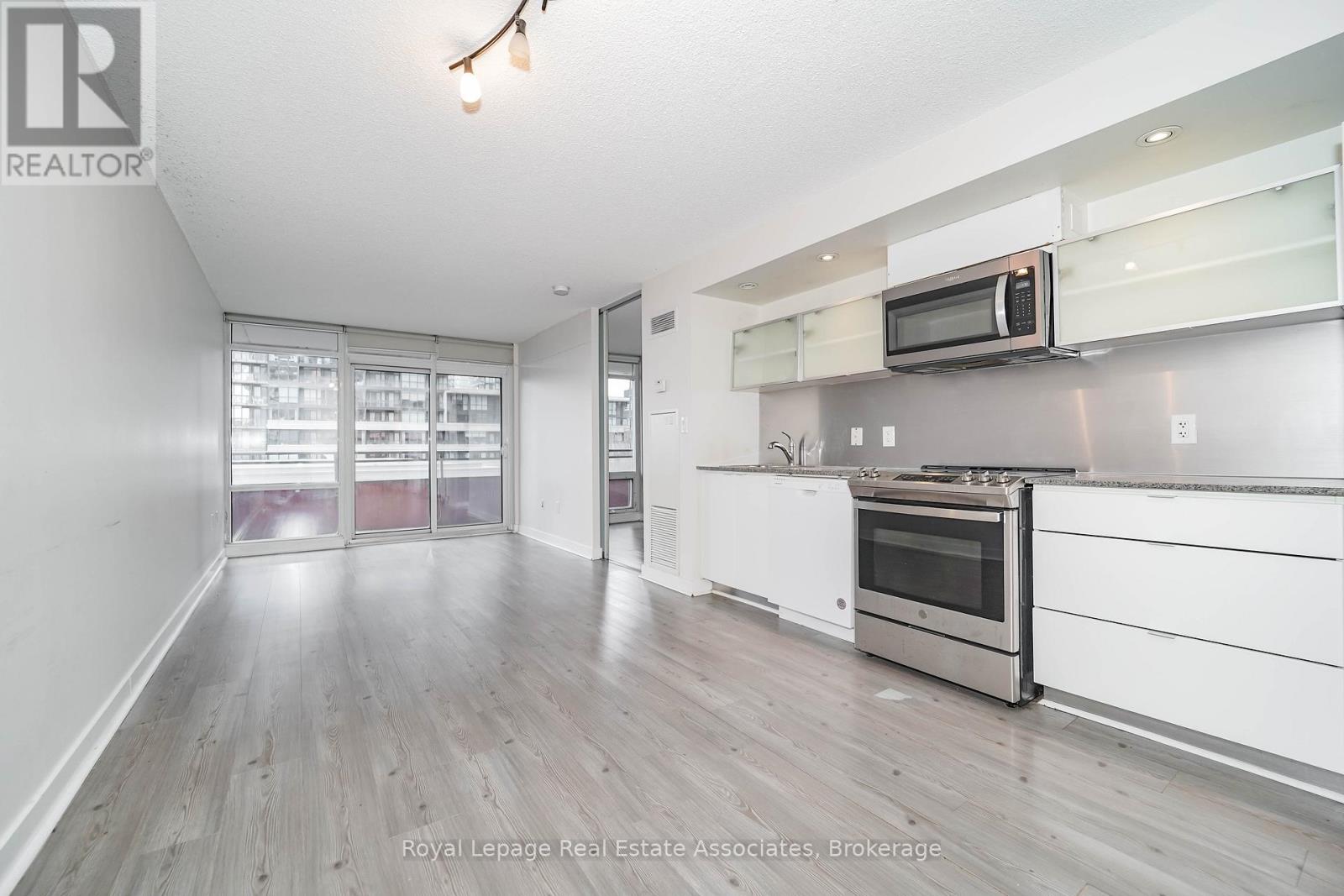 621 - 4k Spadina Avenue, Toronto, Ontario  M5V 3Y9 - Photo 12 - C12725536