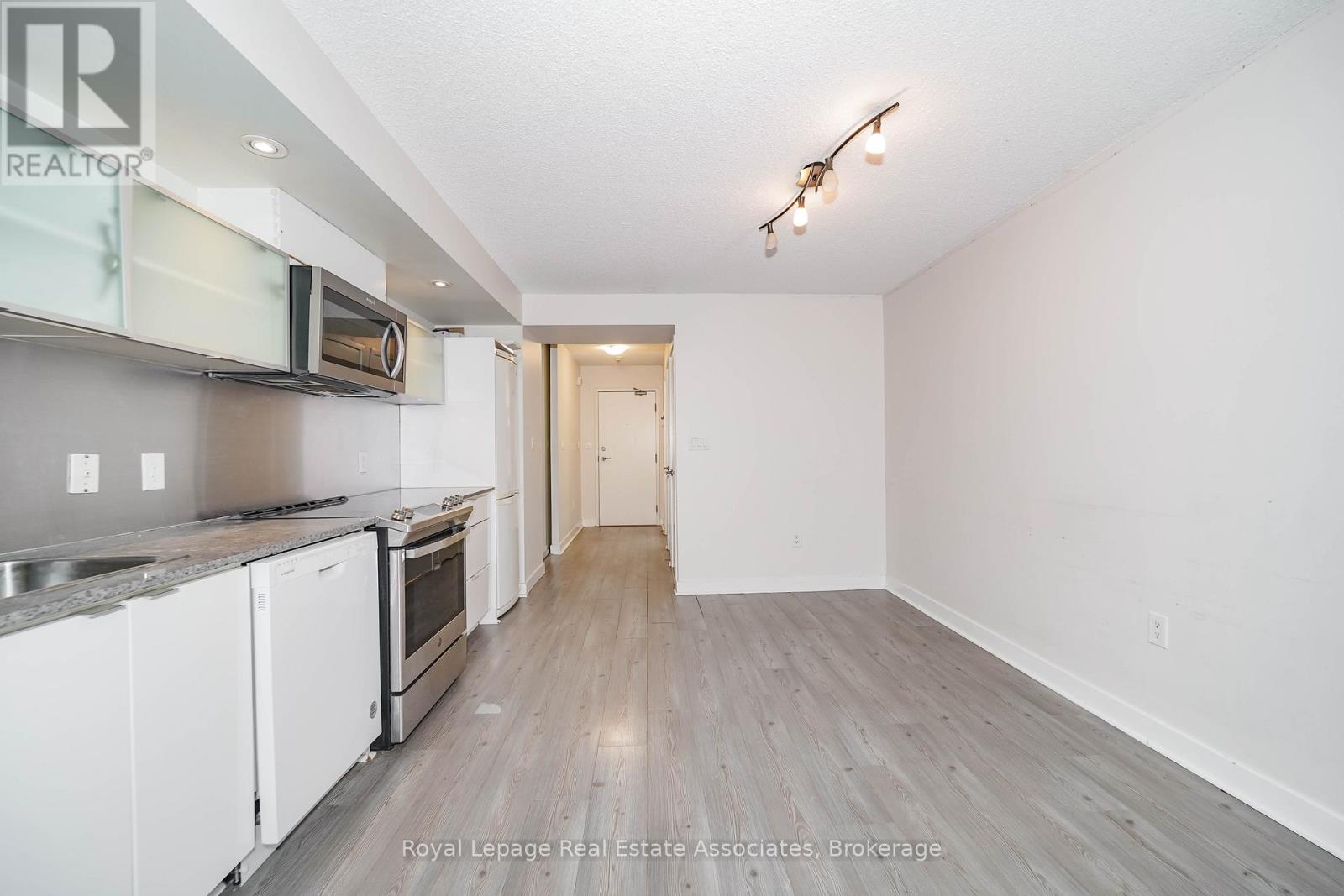 621 - 4k Spadina Avenue, Toronto, Ontario  M5V 3Y9 - Photo 13 - C12725536