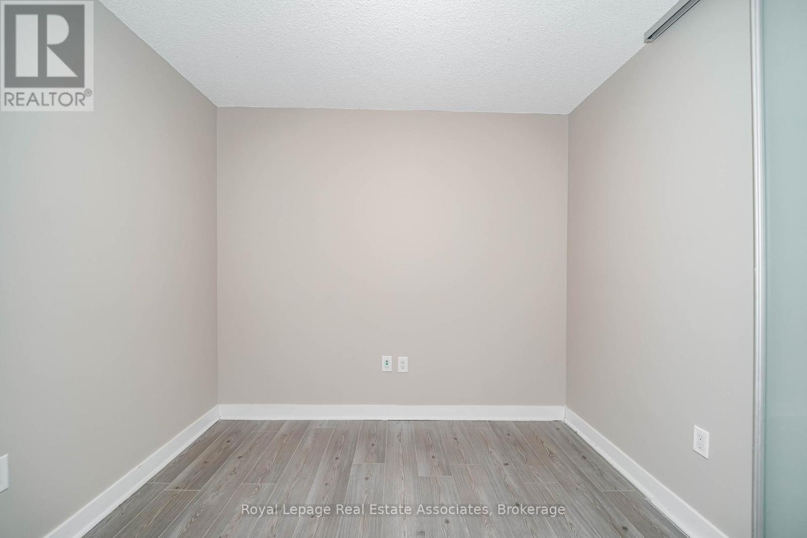 621 - 4k Spadina Avenue, Toronto, Ontario  M5V 3Y9 - Photo 27 - C12725536