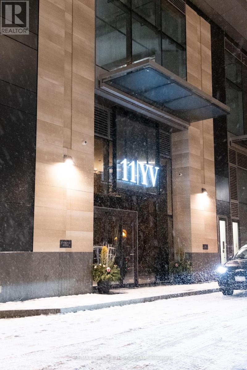 1501 - 11 Yorkville Avenue, Toronto, Ontario  M4W 1L2 - Photo 2 - C12725556