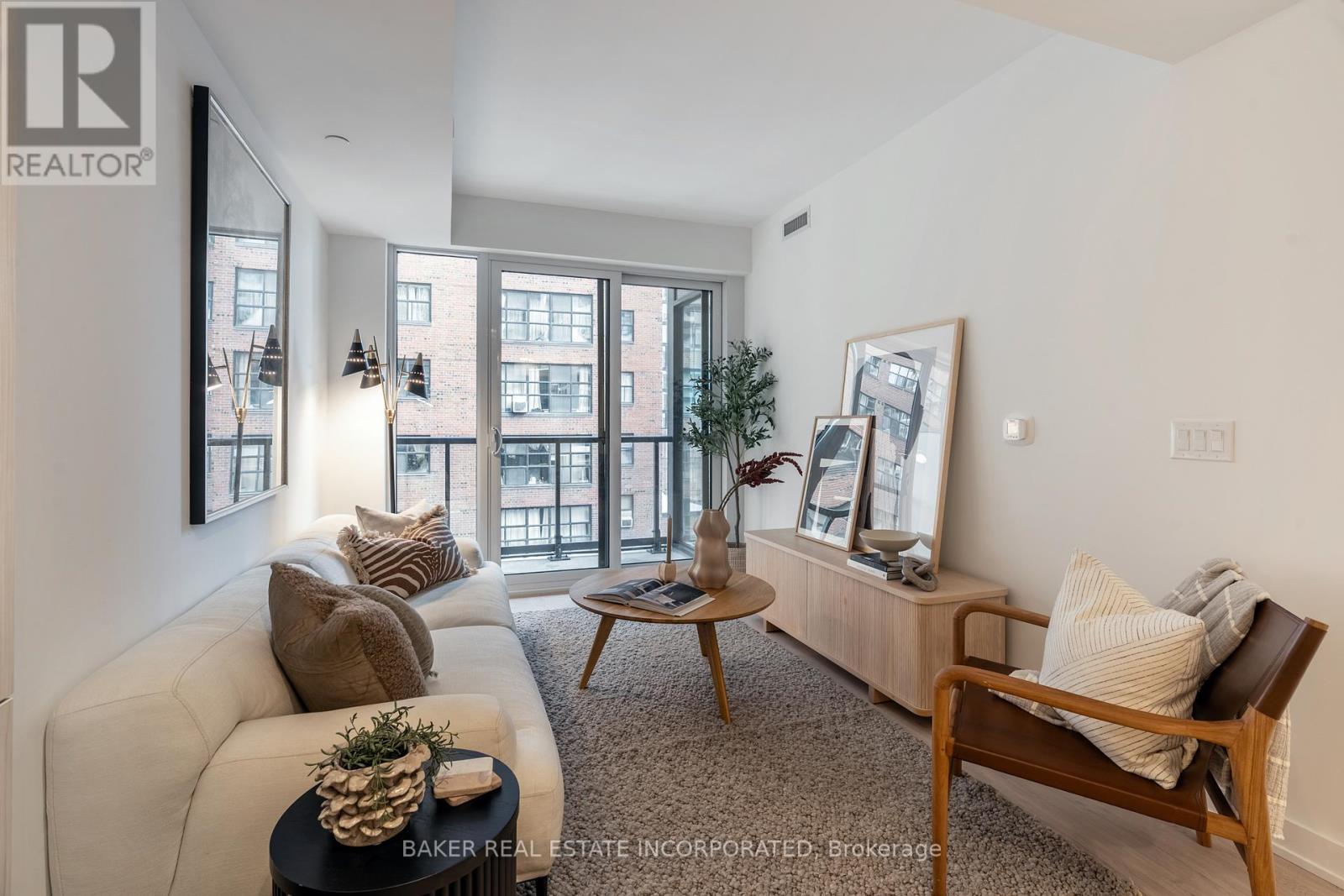 404 - 65 MUTUAL STREET, Toronto, Ontario