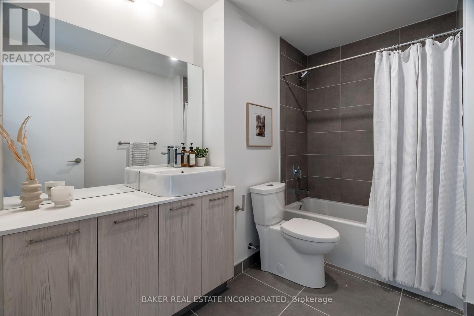 3209 - 65 Mutual Street, Toronto, Ontario  M5B 0E5 - Photo 6 - C12725636