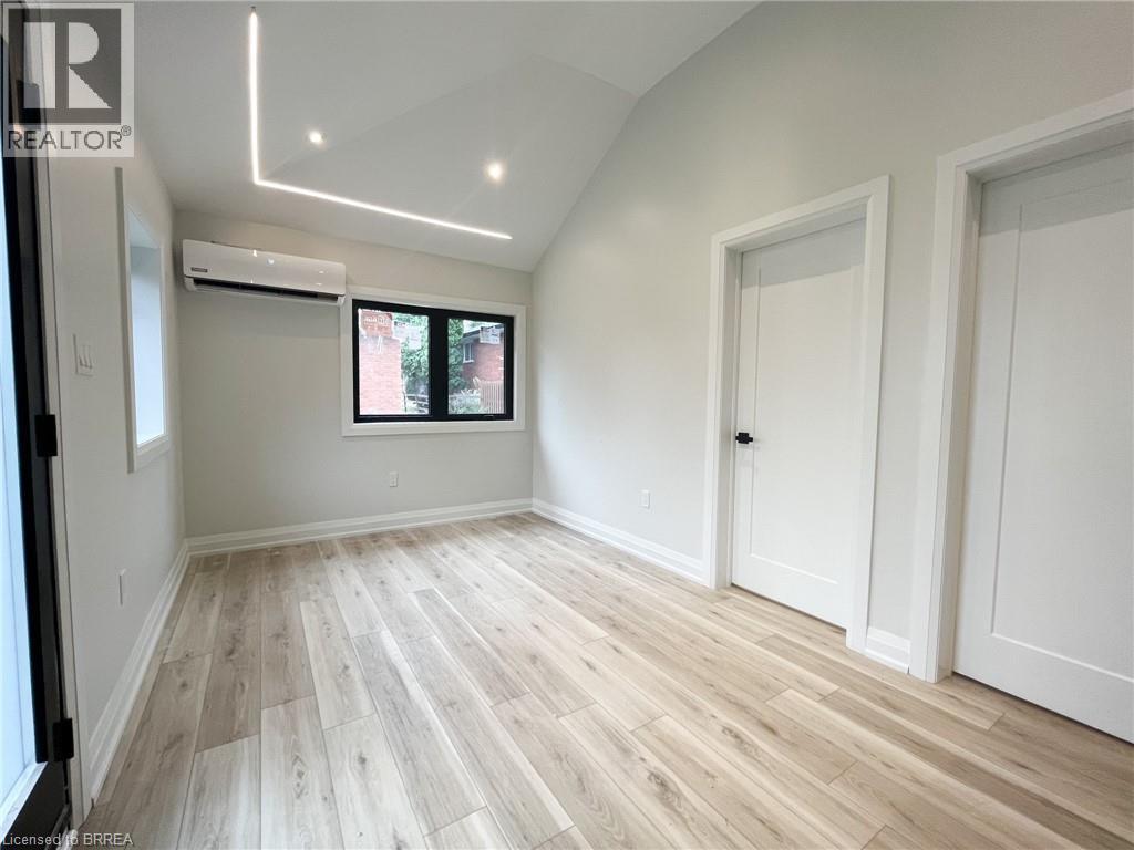 110 Deschene Avenue, Hamilton, Ontario  L9A 3K1 - Photo 9 - 40800652