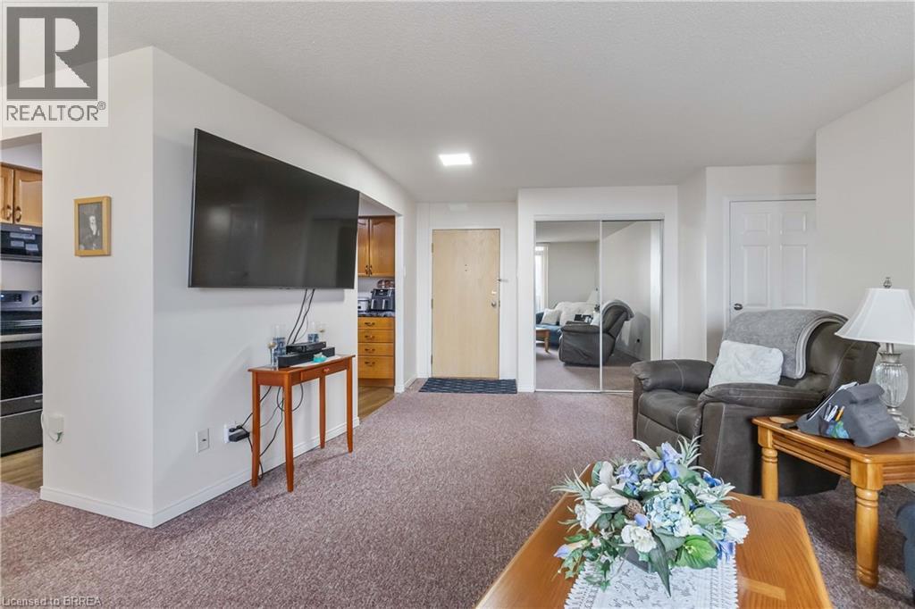 9 Bonheur Court Unit# 506, Brantford, Ontario  N3P 1Z5 - Photo 5 - 40800269