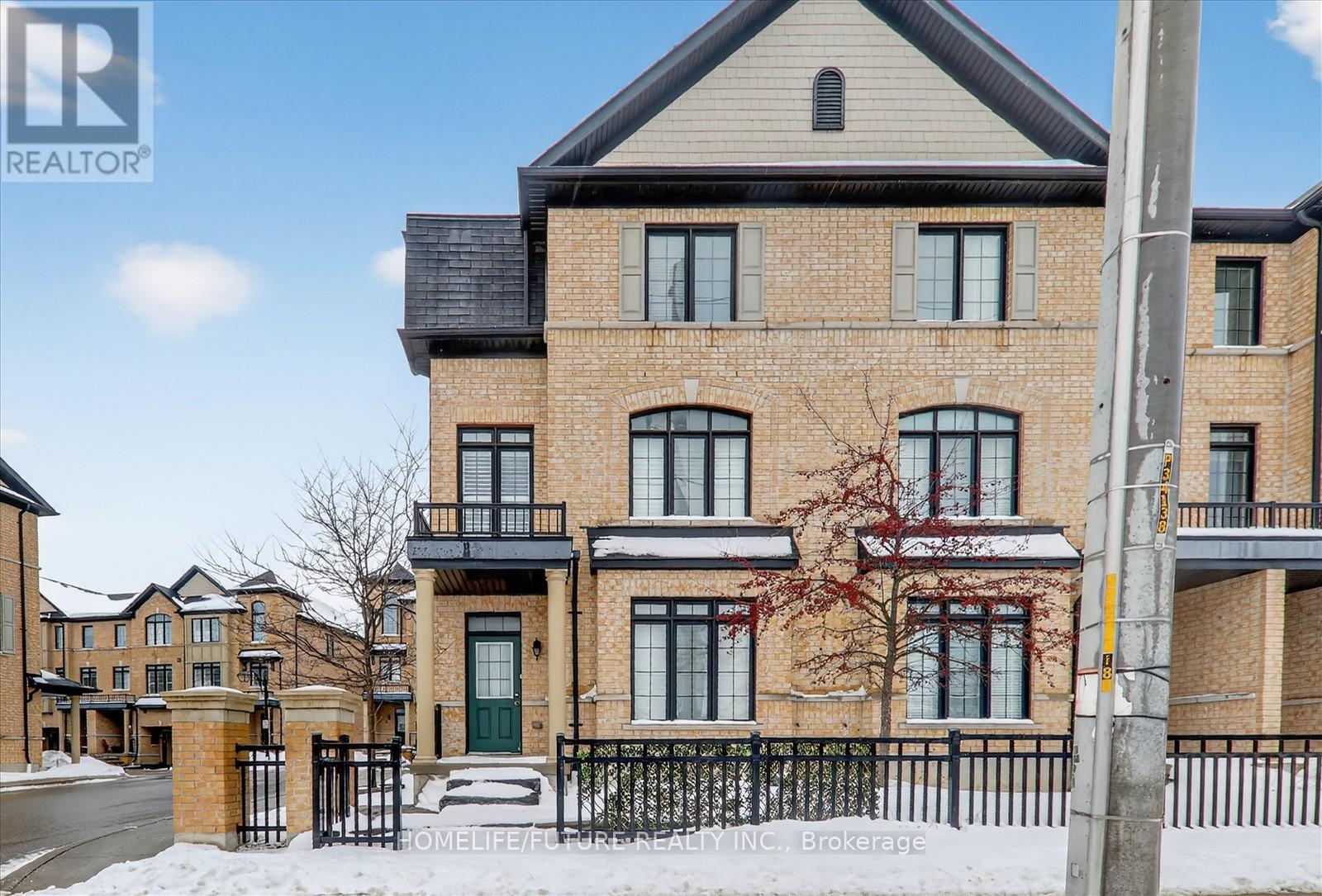 84 QUARRIE LANE, Ajax, Ontario