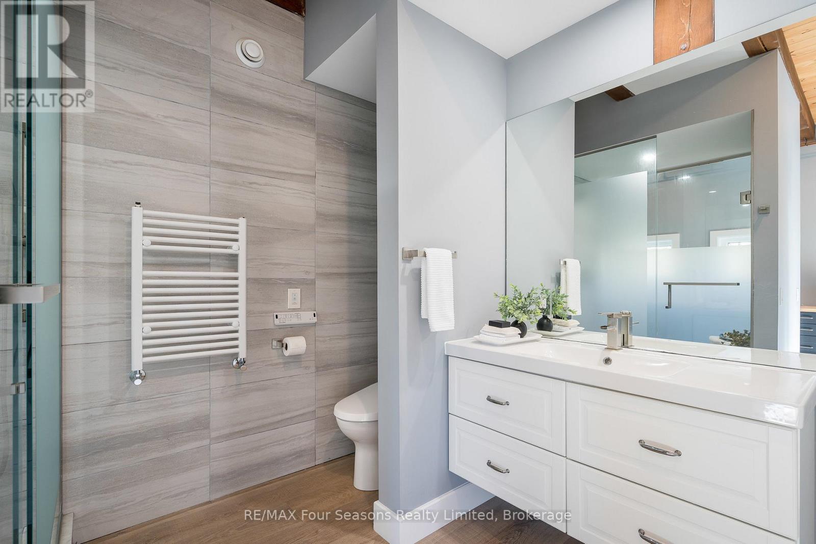 589108 Grey Road 19, Blue Mountains, Ontario  N0H 2E0 - Photo 13 - X12443335