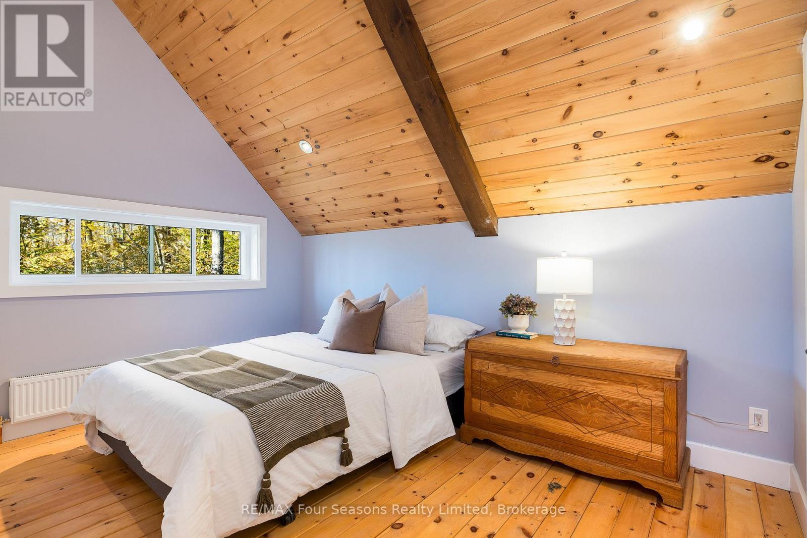 589108 Grey Road 19, Blue Mountains, Ontario  N0H 2E0 - Photo 21 - X12443335