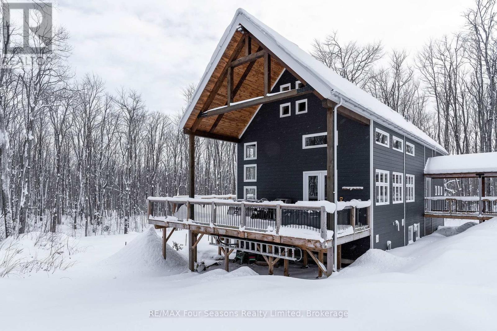 589108 Grey Road 19, Blue Mountains, Ontario  N0H 2E0 - Photo 31 - X12443335