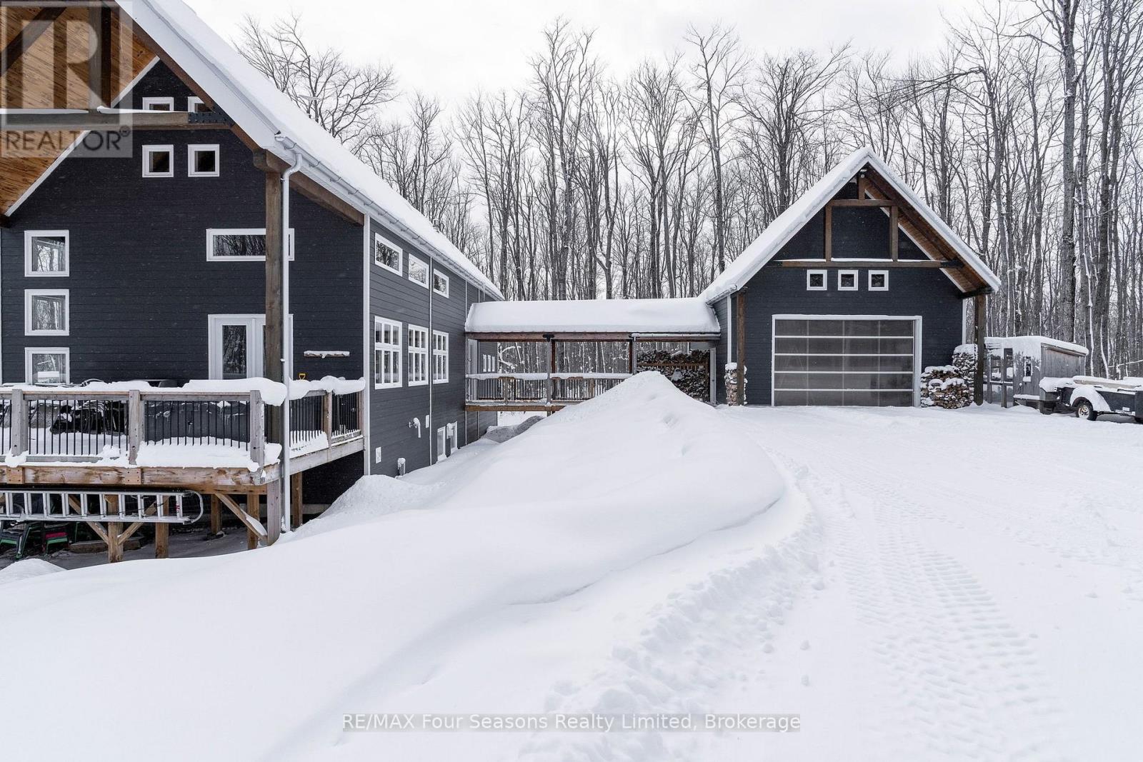 589108 Grey Road 19, Blue Mountains, Ontario  N0H 2E0 - Photo 47 - X12443335