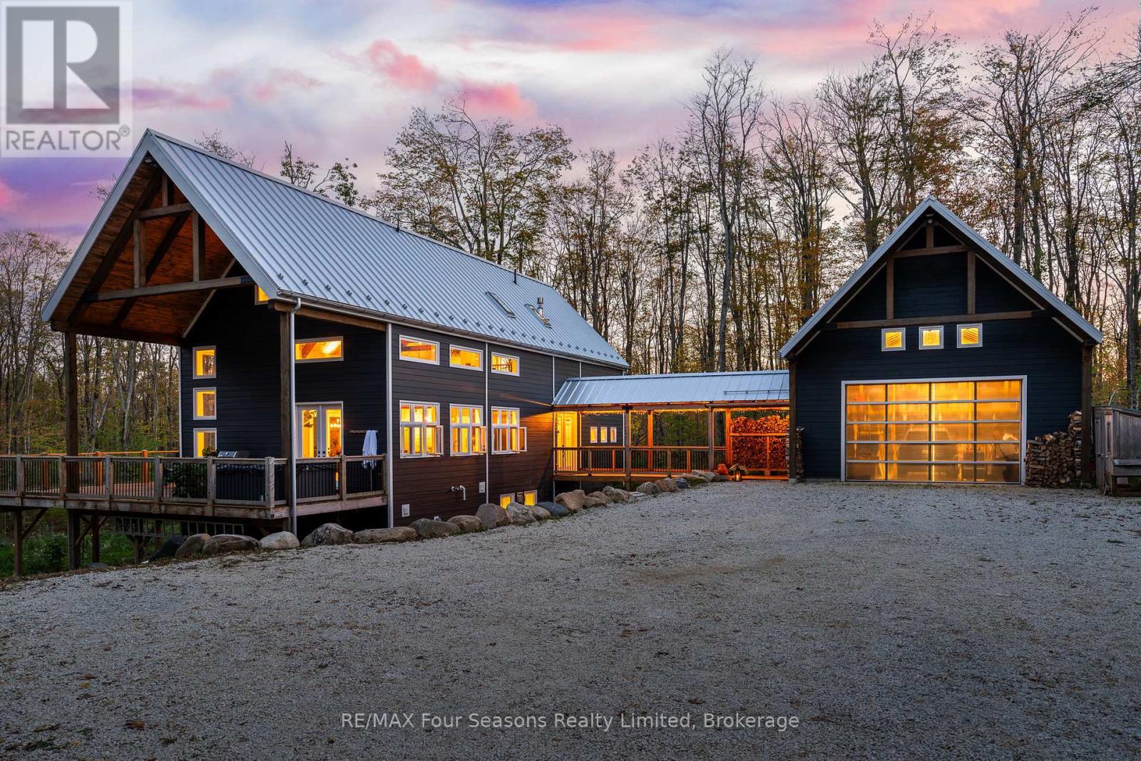 589108 Grey Road 19, Blue Mountains, Ontario  N0H 2E0 - Photo 41 - X12443335