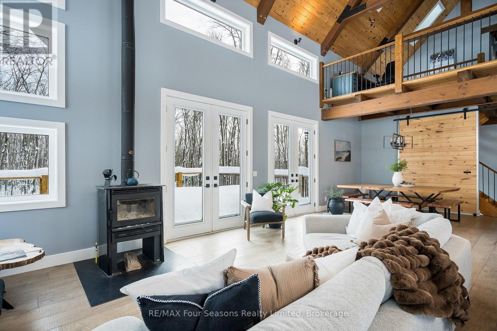 589108 Grey Road 19, Blue Mountains, Ontario  N0H 2E0 - Photo 48 - X12443335