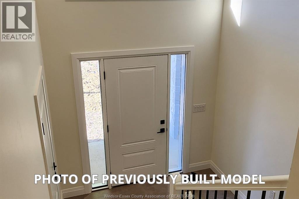 927-B Bouffard, Lasalle, Ontario  N9J 2Y1 - Photo 3 - 26001848