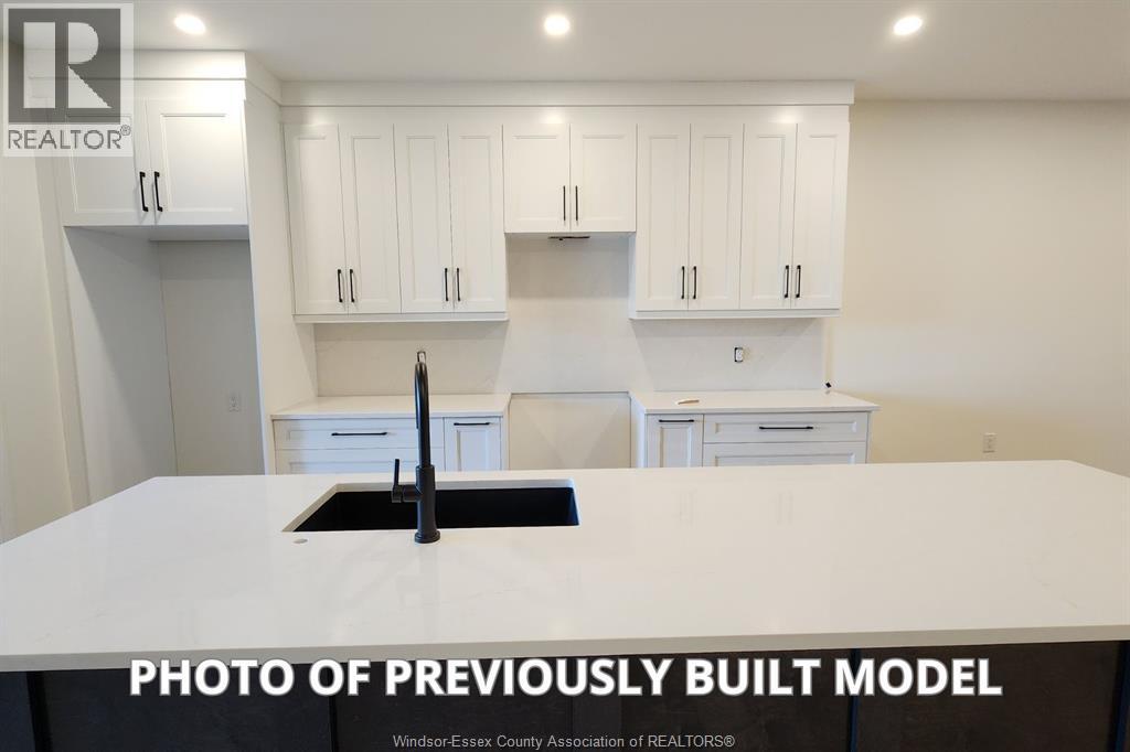 927-B Bouffard, Lasalle, Ontario  N9J 2Y1 - Photo 5 - 26001848