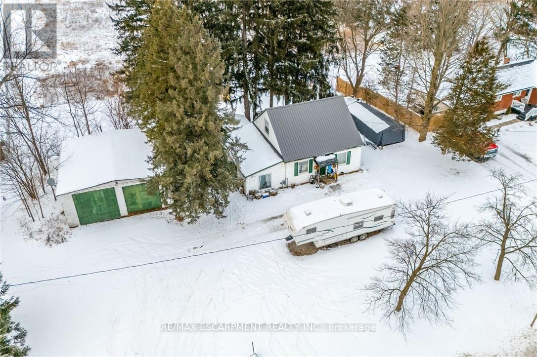 211 Thompson Road W, Norfolk, Ontario  N0E 1Y0 - Photo 7 - X12689110