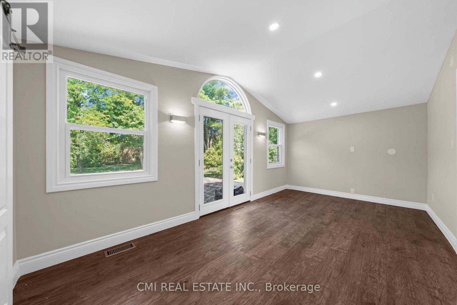 1297 Ramara Rd 47 Road, Ramara, Ontario  L0K 1B0 - Photo 12 - S12725614