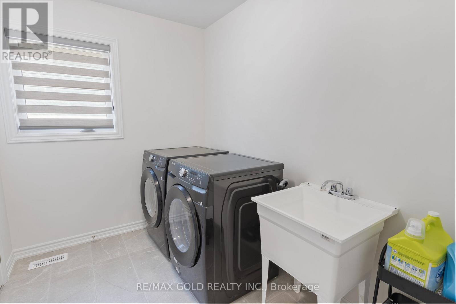 91 Phoenix Boulevard, Barrie, Ontario  L9S 2Z5 - Photo 17 - S12725646