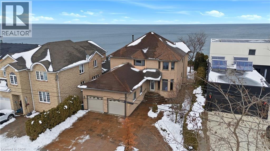 4 LAKESIDE Drive, Stoney Creek, Ontario
