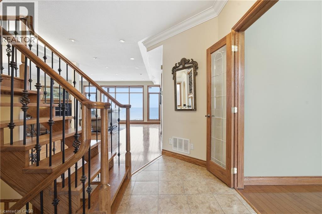 4 Lakeside Drive, Stoney Creek, Ontario  L8E 5C1 - Photo 5 - 40798027