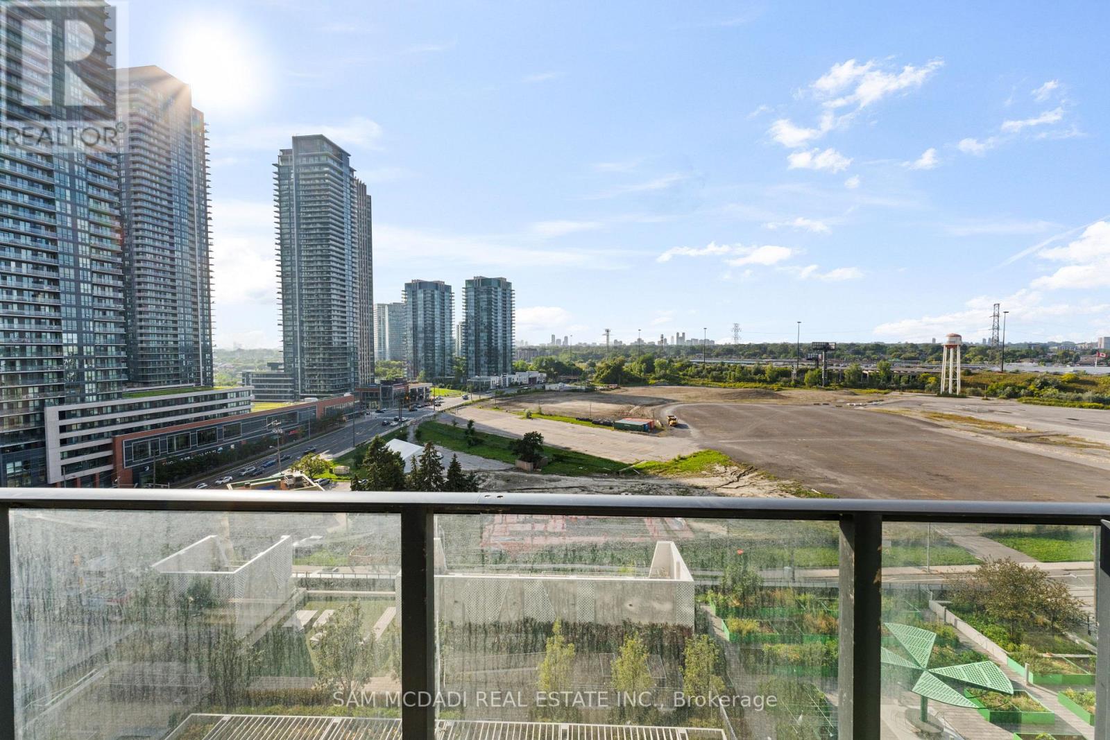 1012 - 30 Shore Breeze Drive W, Toronto, Ontario  M8V 1A1 - Photo 16 - W12725538