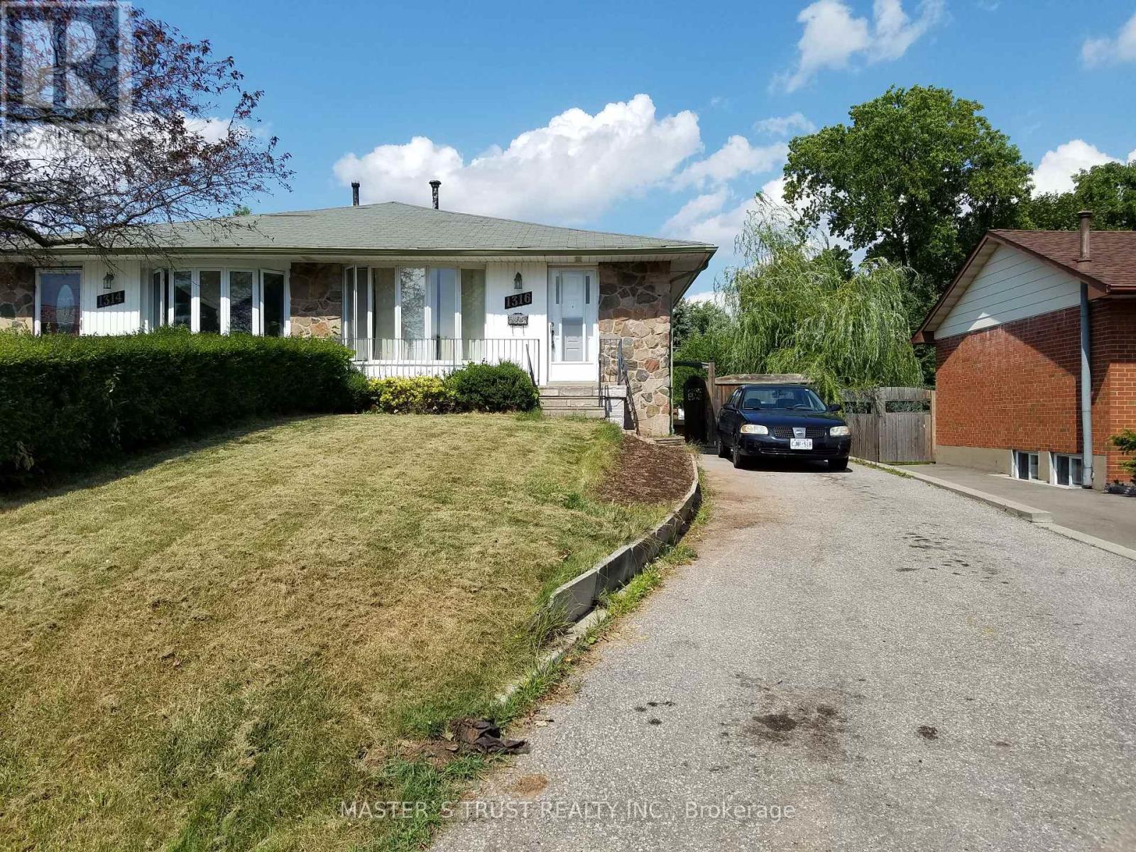 1316 REDBANK CRESCENT, Oakville, Ontario