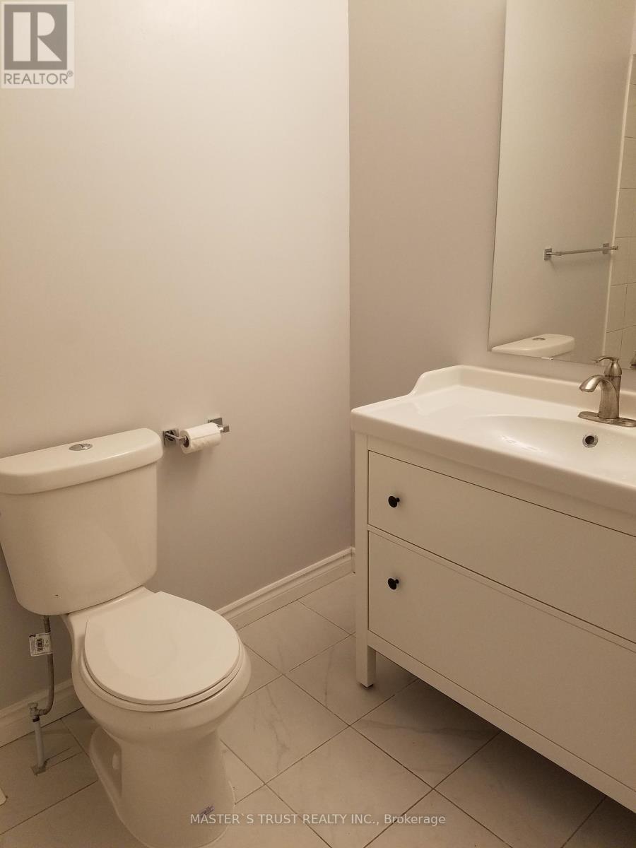 1316 Redbank Crescent, Oakville, Ontario  L6H 1Y5 - Photo 12 - W12725540