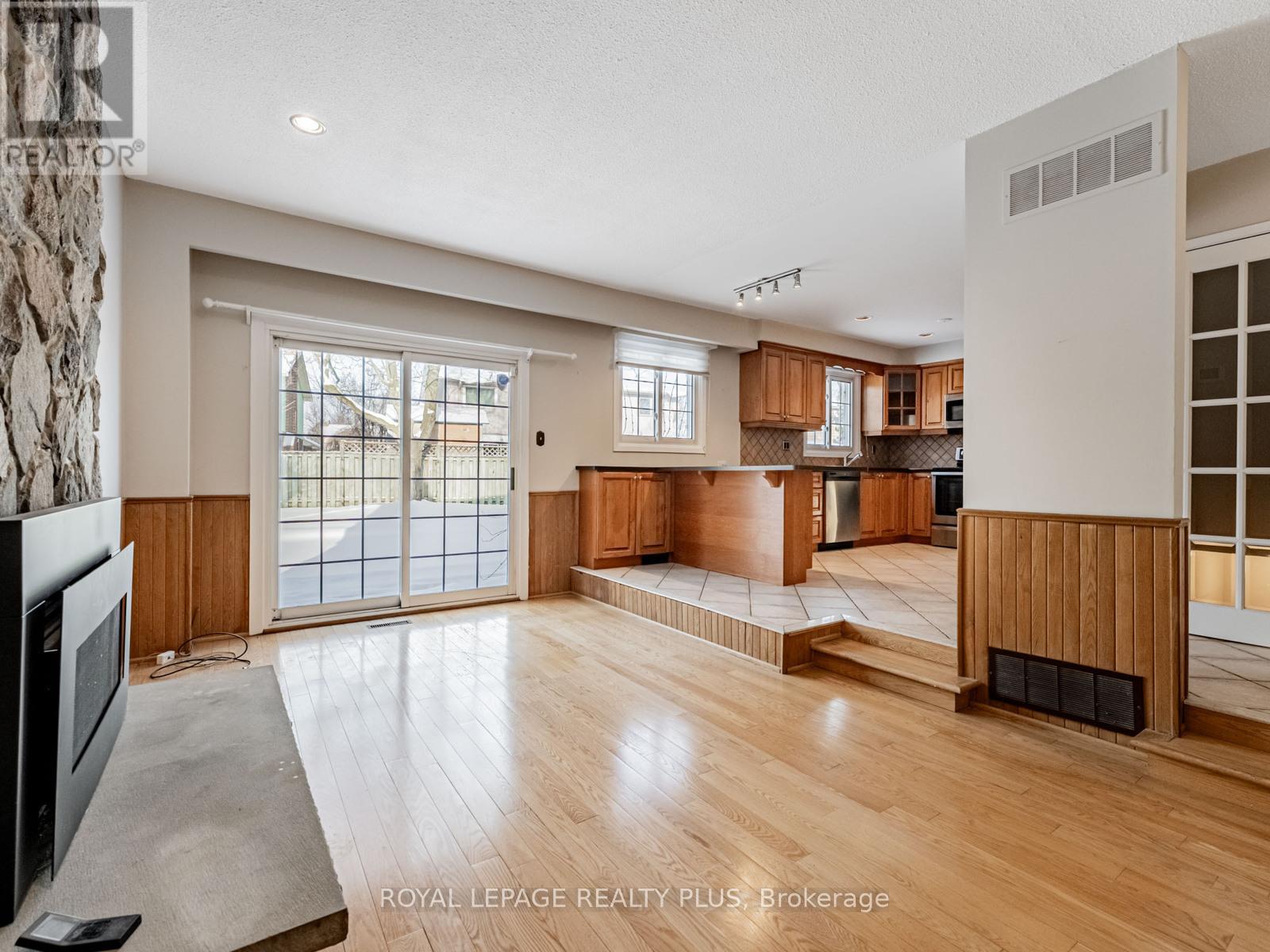 2923 Quetta Mews, Mississauga, Ontario  L5N 1Z6 - Photo 10 - W12725570