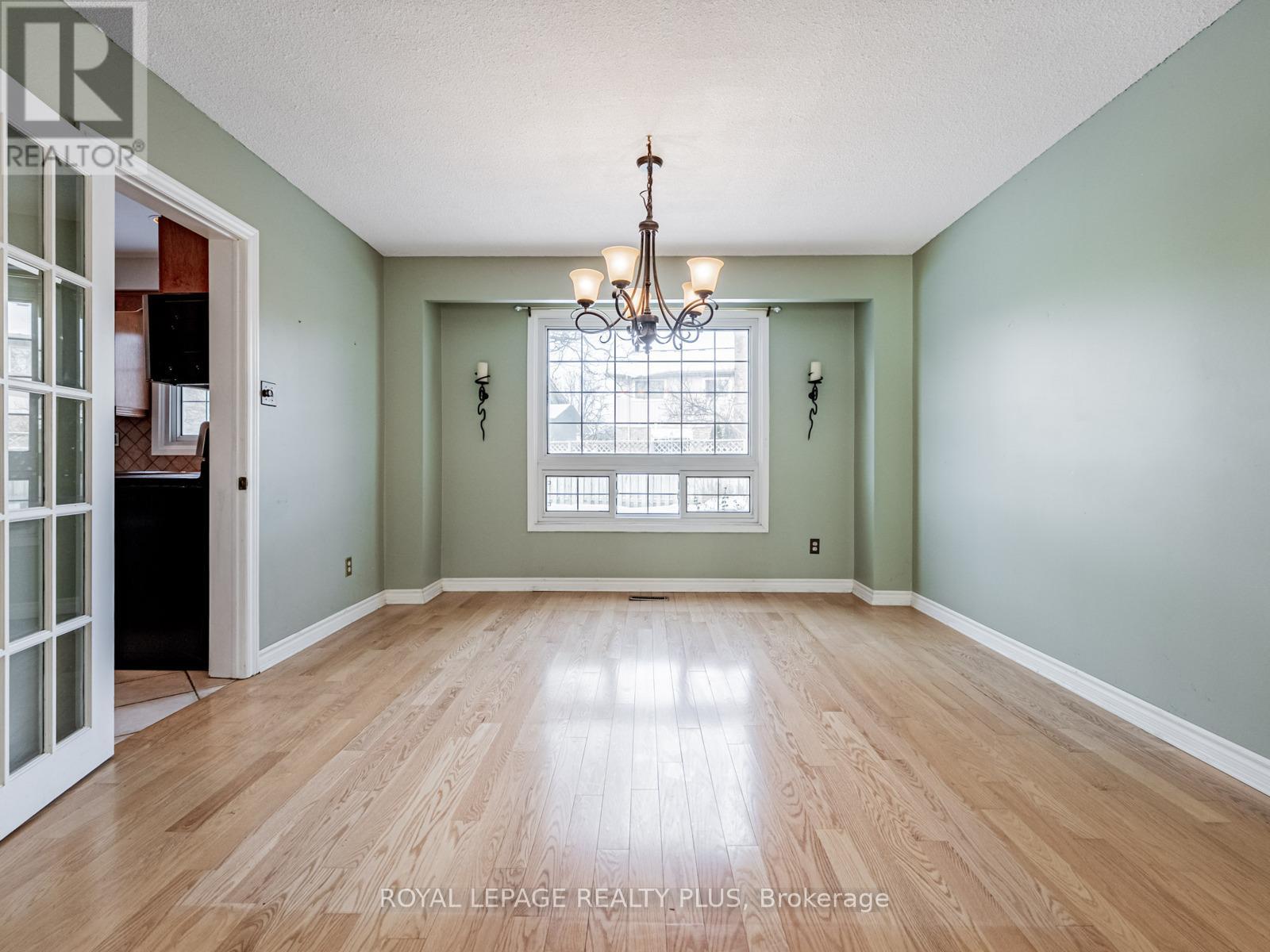 2923 Quetta Mews, Mississauga, Ontario  L5N 1Z6 - Photo 4 - W12725570