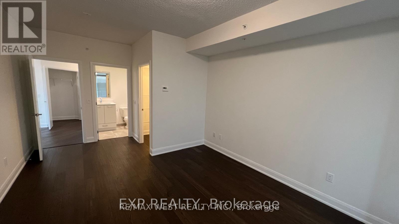 521 - 2480 Prince Michael Drive, Oakville, Ontario  L6H 0H1 - Photo 10 - W12725594