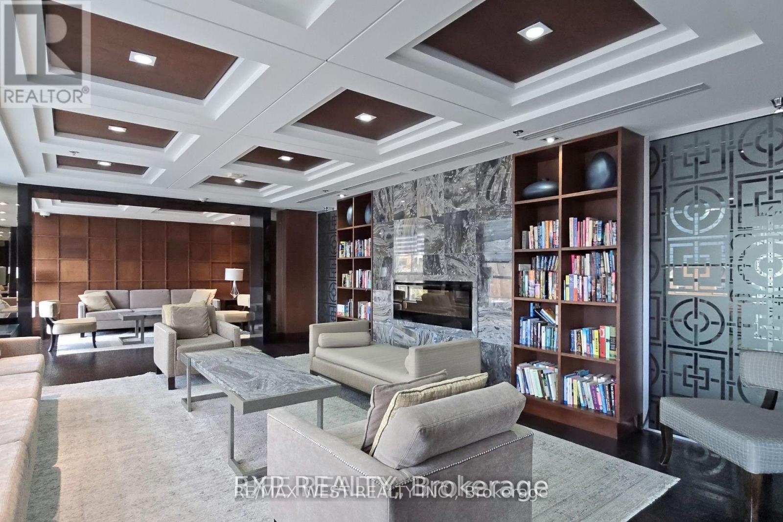 521 - 2480 Prince Michael Drive, Oakville, Ontario  L6H 0H1 - Photo 14 - W12725594