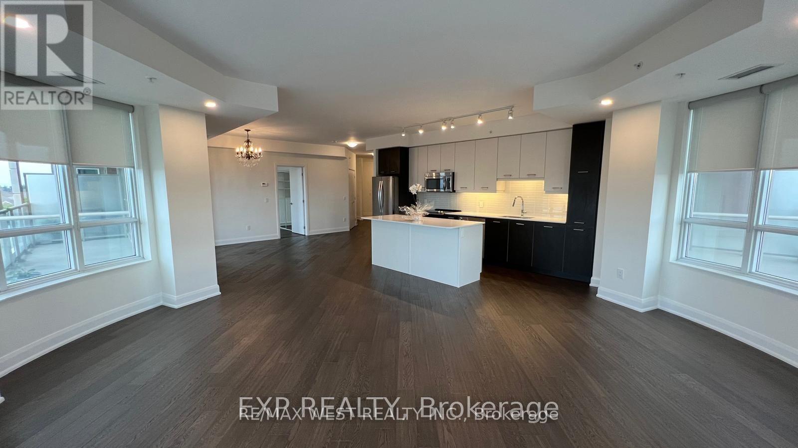 521 - 2480 Prince Michael Drive, Oakville, Ontario  L6H 0H1 - Photo 5 - W12725594