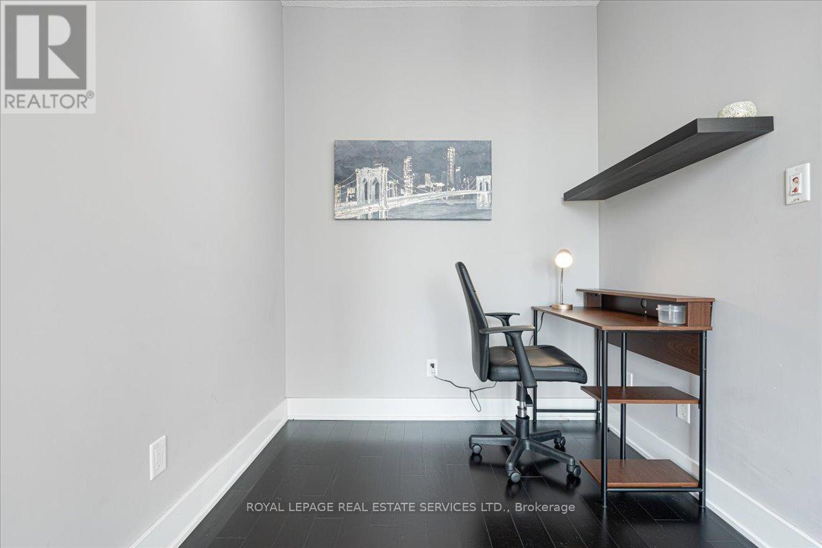 Lph3 - 4065 Brickstone Mews, Mississauga, Ontario  L5B 0G3 - Photo 10 - W12725604