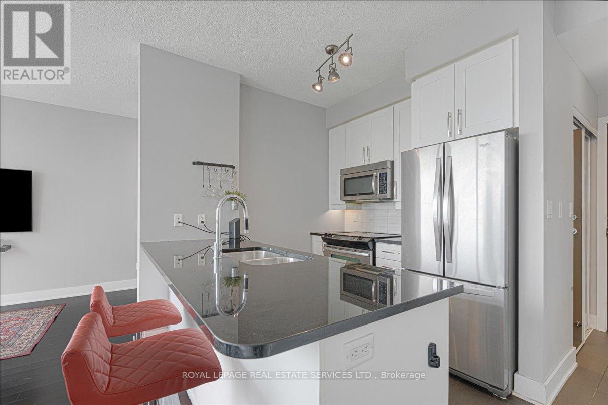 Lph3 - 4065 Brickstone Mews, Mississauga, Ontario  L5B 0G3 - Photo 13 - W12725604