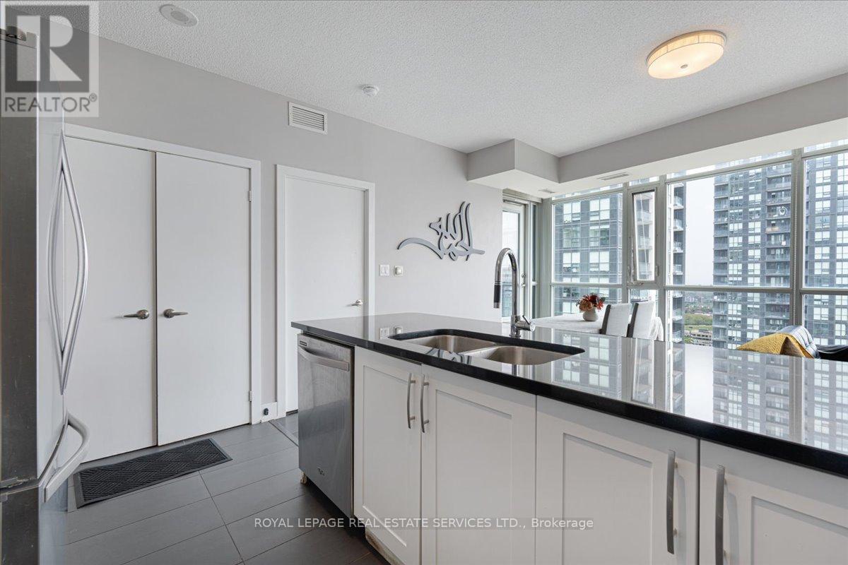 Lph3 - 4065 Brickstone Mews, Mississauga, Ontario  L5B 0G3 - Photo 15 - W12725604