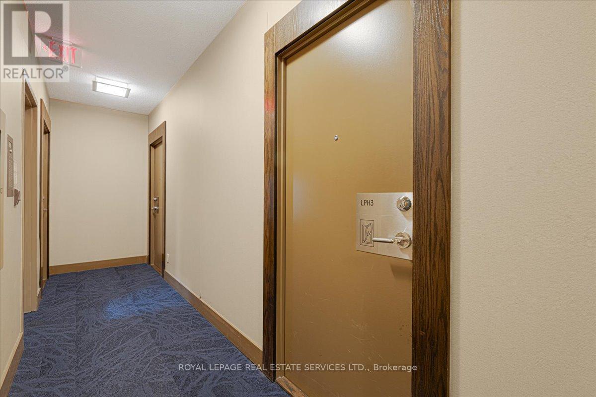 Lph3 - 4065 Brickstone Mews, Mississauga, Ontario  L5B 0G3 - Photo 5 - W12725604