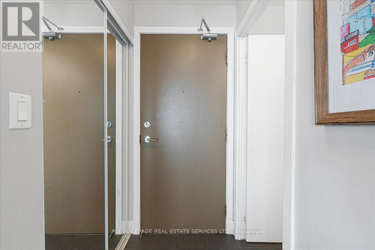 Lph3 - 4065 Brickstone Mews, Mississauga, Ontario  L5B 0G3 - Photo 6 - W12725604