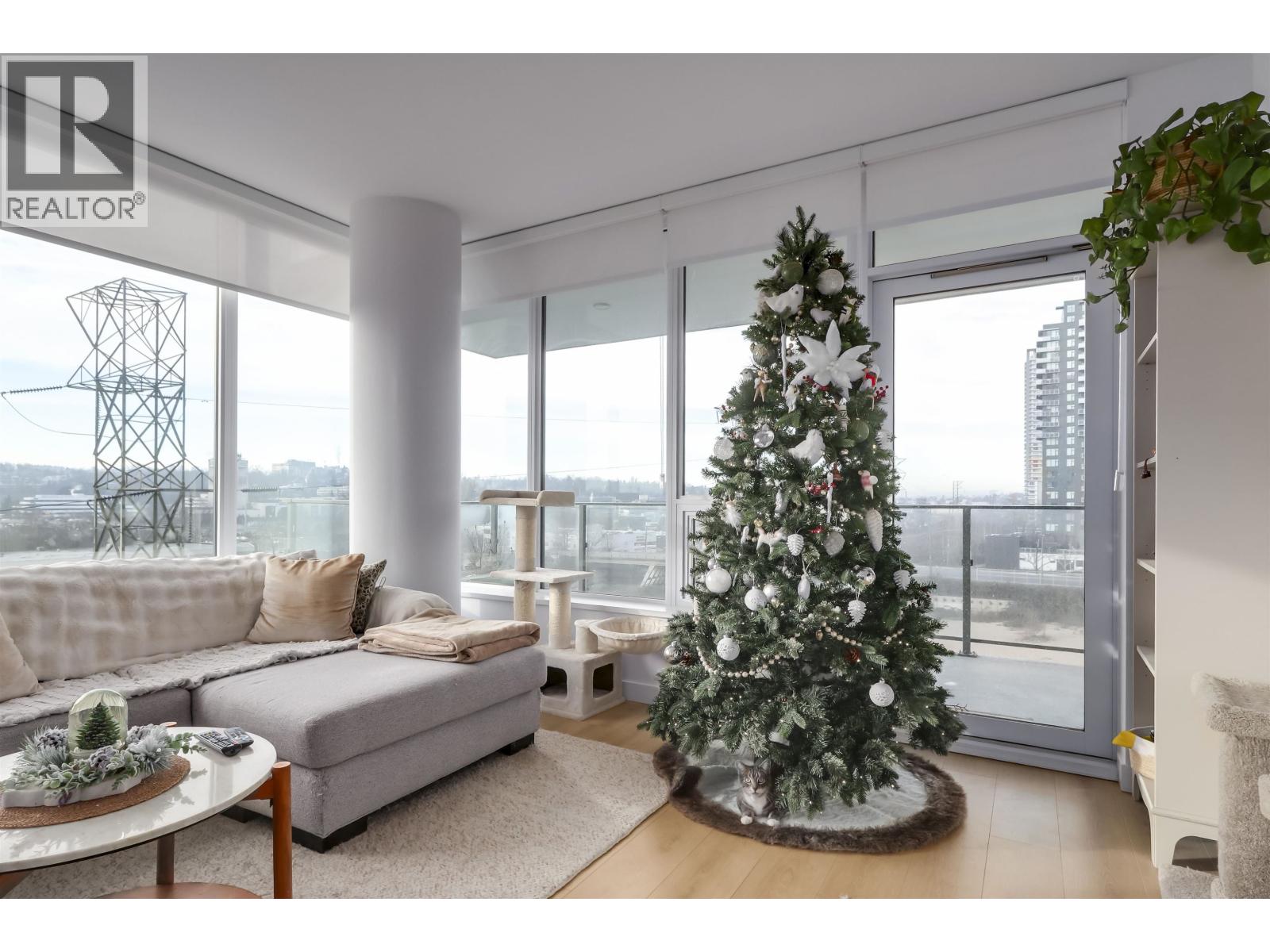 606 2425 Alpha Avenue, Burnaby, British Columbia  V5C 0N6 - Photo 2 - R3082629